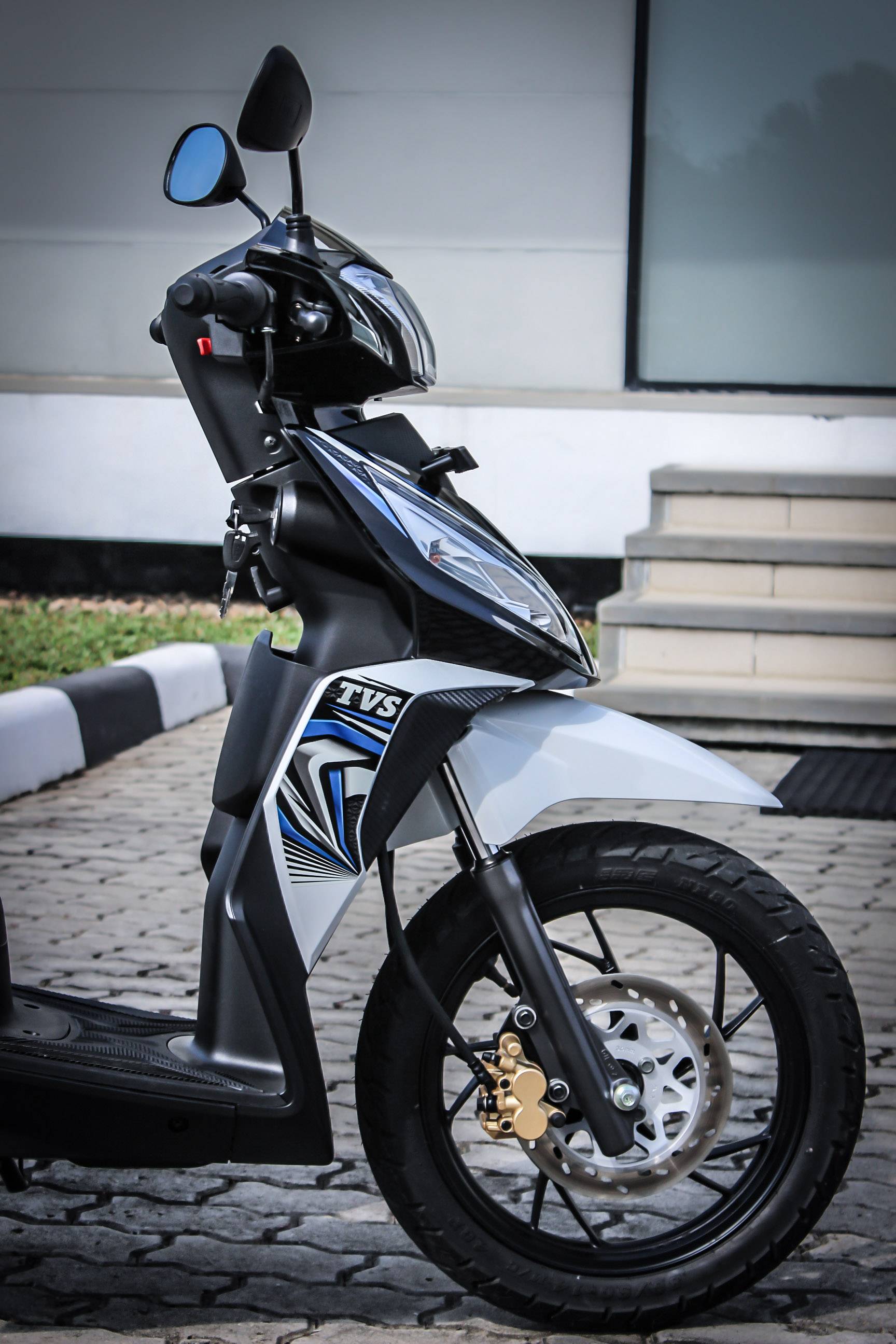 TVS Dazz