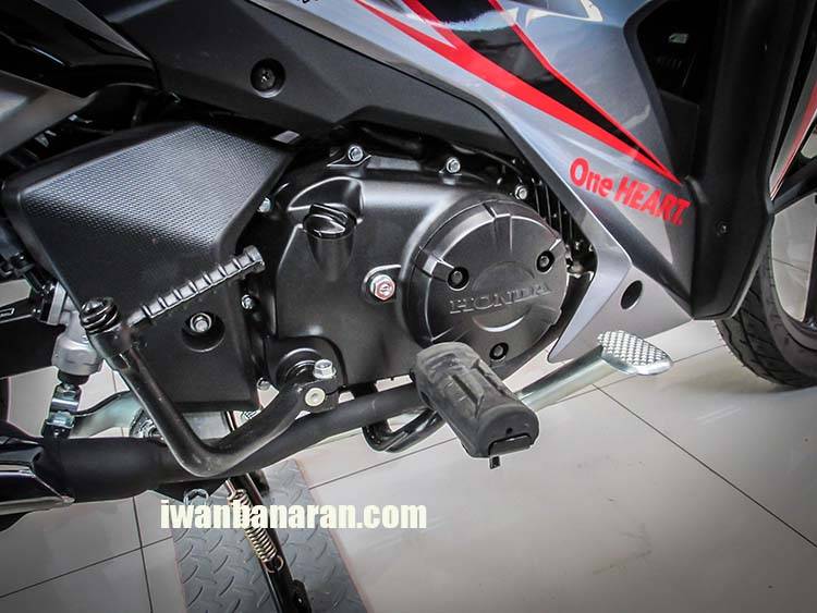 Blade 125 FI (11)
