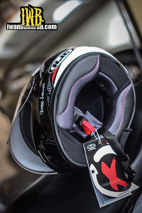 HJC Jorge Lorenzo Replica (12)