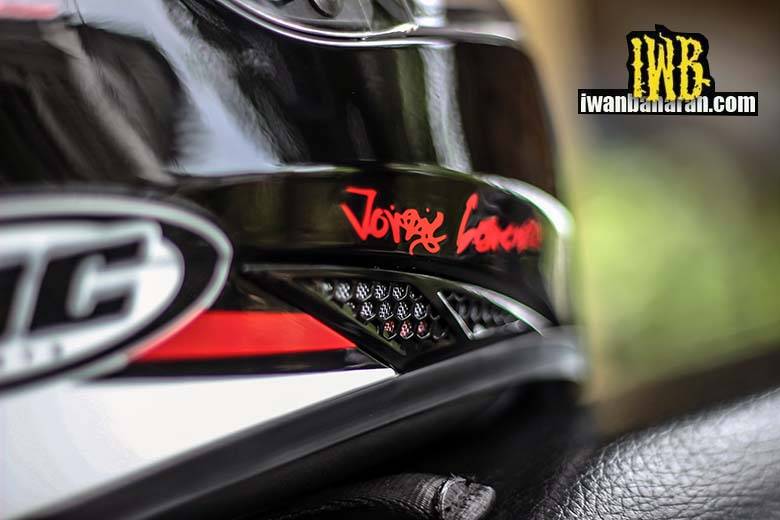 HJC Jorge Lorenzo Replica (18)