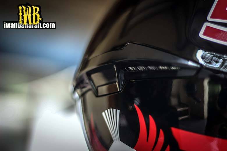HJC Jorge Lorenzo Replica (19)