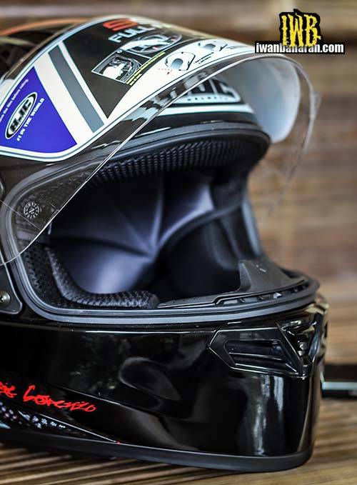 HJC Jorge Lorenzo Replica (3)