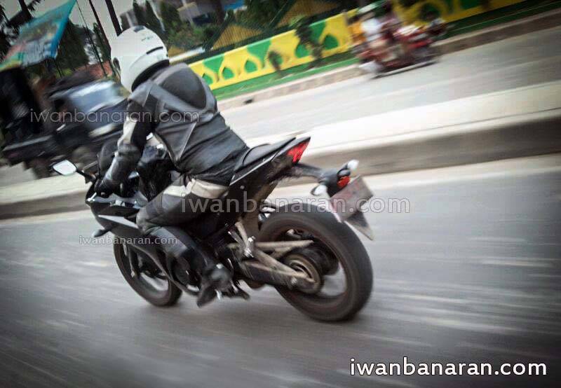 YZF R25