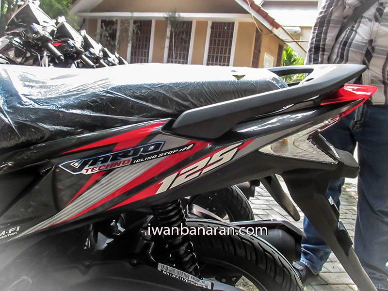 Vario 125 FI 2014 (5)