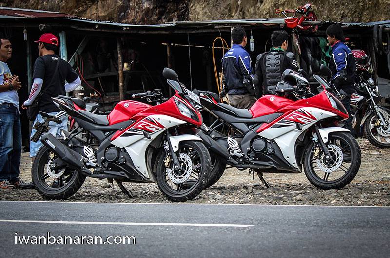Yamaha R15