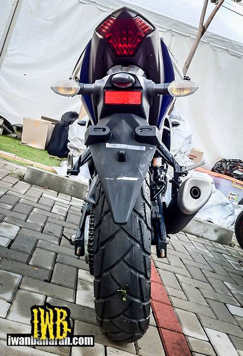 Yamaha_YZF R25 (7)