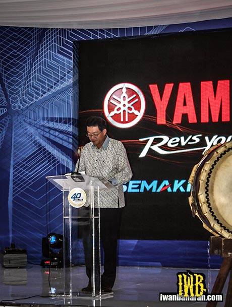 Yamaha_40_R25 (13)