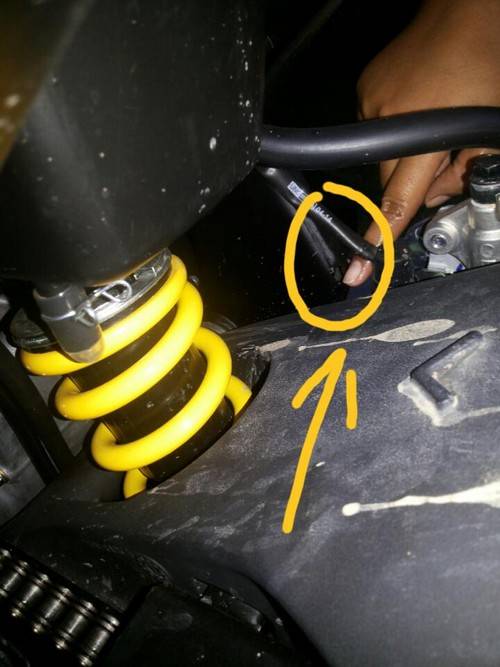 Sasis deltabox Yamaha R15 berlubang…..cacat produksikah??