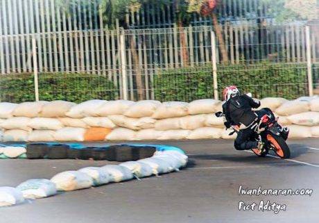 CBR150R 2015 (1)