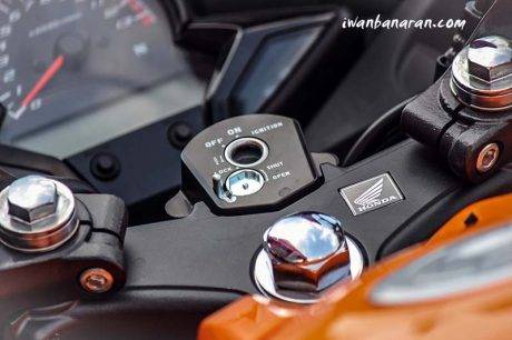 Honda new CBR150R 2015 (53)