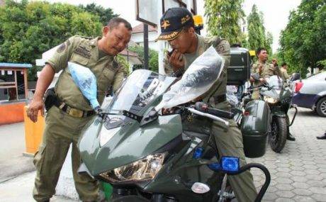 satpol_pp_kota_tegal_dilengkapi_motor_gede