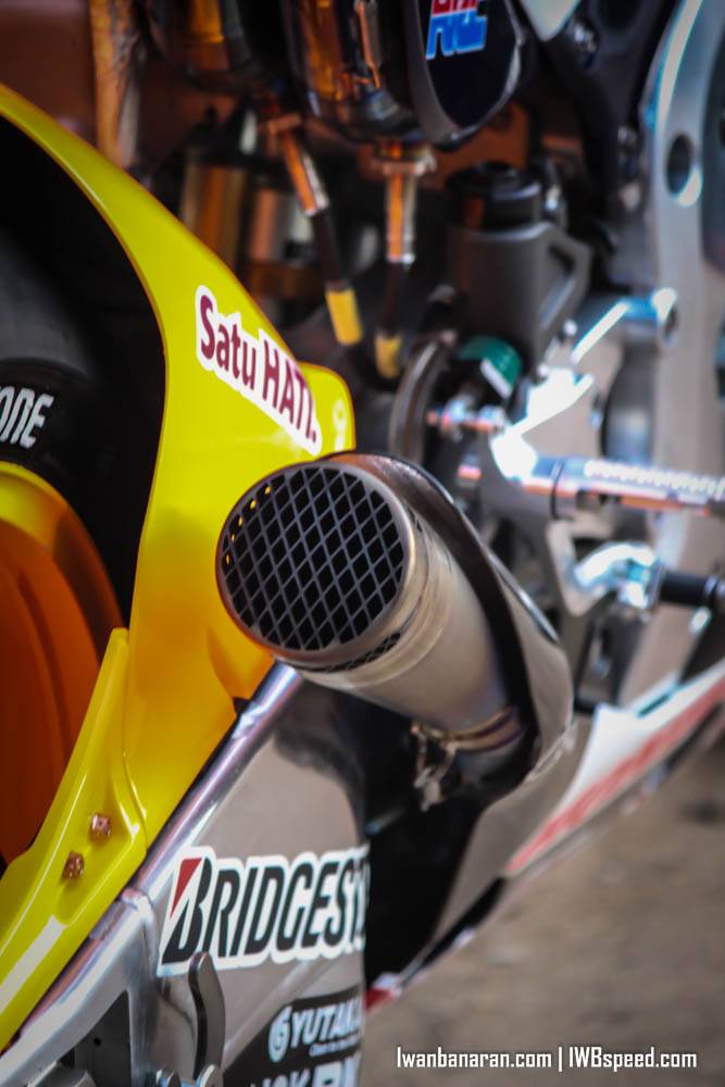 Honda RC213v (13)