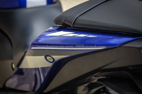 Yamaha_R25_ABS (4)