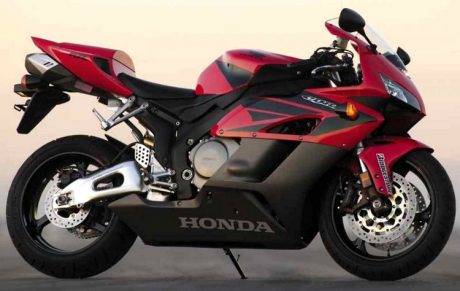 xl+2004_honda_cbr1000rr+side_view