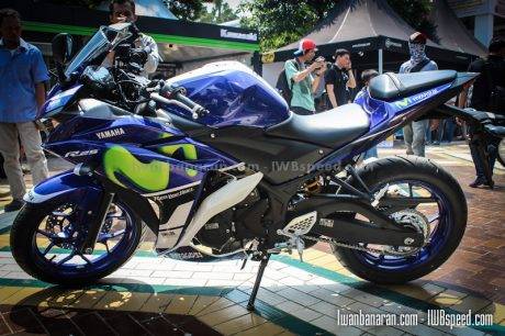 Yamaha R25 versi Motogp (1)