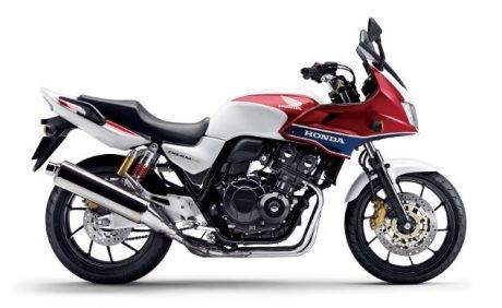 062515-2015-honda-cb400-super-bol-d-or-f-633x388