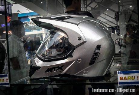 helm MT25 (3)