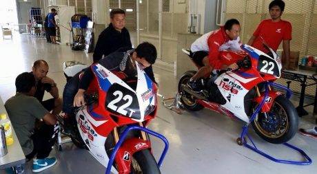 Persiapan Dimas Ekky saat tes Suzuka 8Hours Suzuka Jepang...