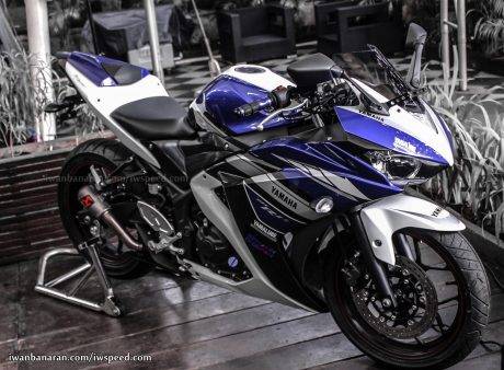 Yamaha-YZF-R25-Wallpapers-hd-images