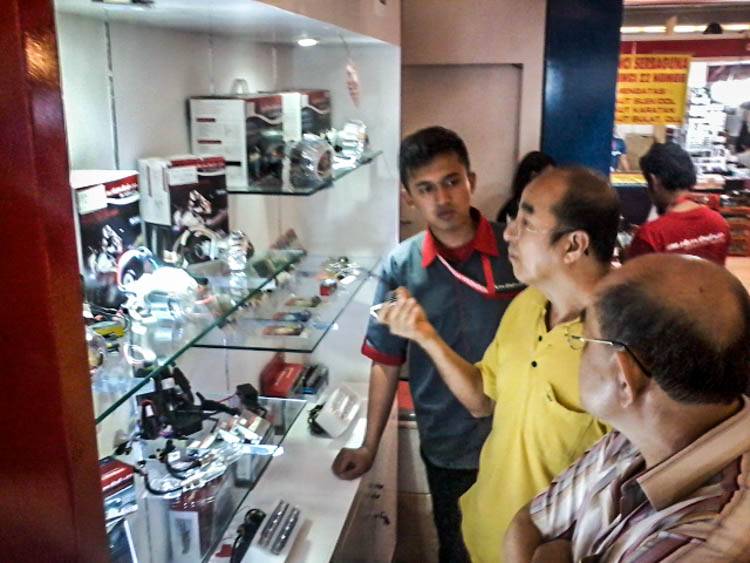 Autovision rilis lampu LED khusus motor…..hhhmm, menarik ki !