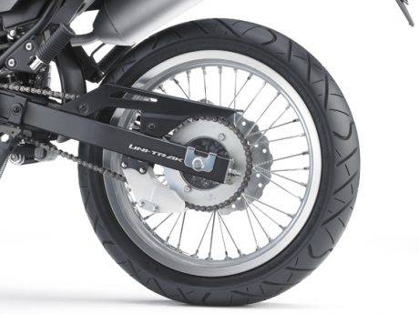 kawasaki D-Tracker 150 pelk 17 inch (16)