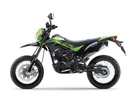 kawasaki D-Tracker 150 pelk 17 inch (5)