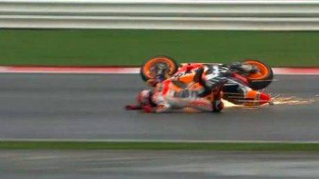marc silverstone crash (2)