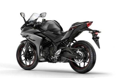 Yamaha R3 (2)