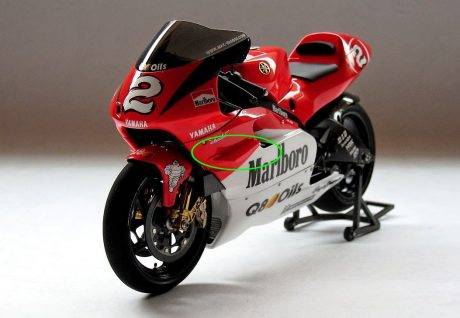Yamaha YZR 500 M.Biaggi 1999 by Luyan Wen 08