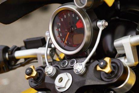 Yamaha-VMax-Custom