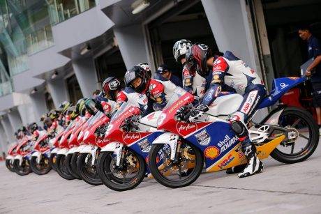 honda-NSF250R-Asia-Talent-Cup_01
