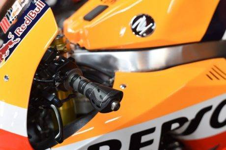 Handle grip modifikasi Marquez