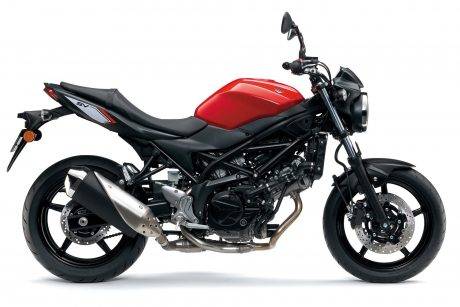 2016-Suzuki-SV650-01