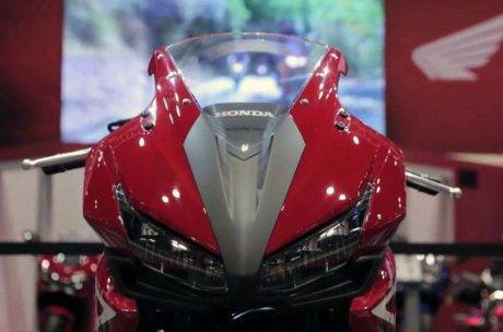 honda-cbr500r-2016-
