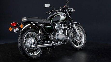 w800