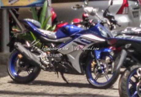 Yamaha R15 2016 (1)