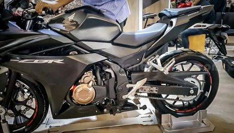 cbr500r black matte (1)