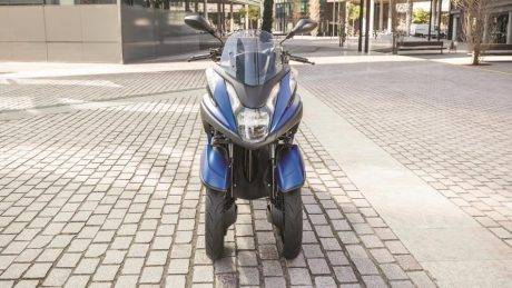 2016-Yamaha-Tricity-155-EU-Cyber-Blue-Detail-002