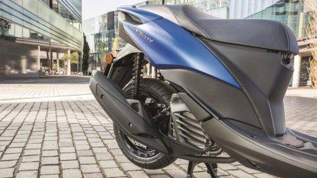 2016-Yamaha-Tricity-155-EU-Cyber-Blue-Detail-003