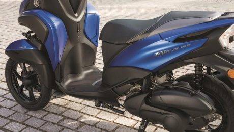 2016-Yamaha-Tricity-155-EU-Cyber-Blue-Detail-005