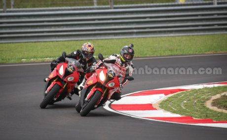 Pirelli Diablo Rosso III (5)