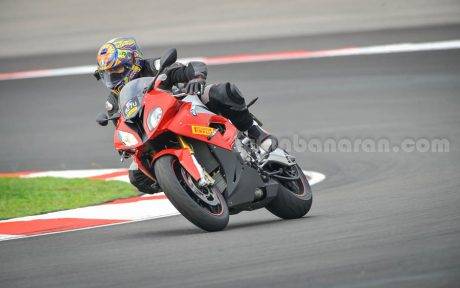 Pirelli Diablo Rosso III (6)