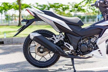 Komparasi fisik Yamaha MX King vs Honda Supra GTR150 (13)