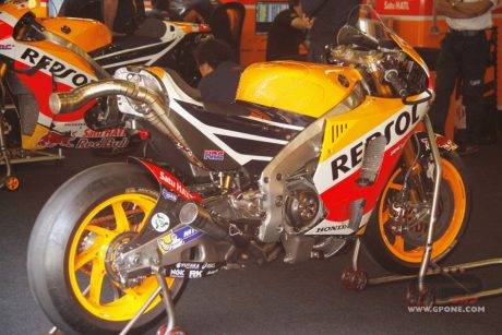 honda_exaust02