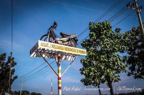 tugu kecelakaan (4)