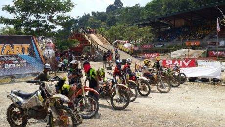 Hard Adventure Enduro - Viar 1