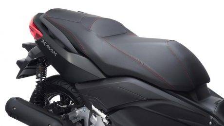2016-yamaha-x-max-250-abs-eu-stonehenge-grey-detail-003