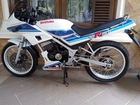 suzuki-rgr150-1989
