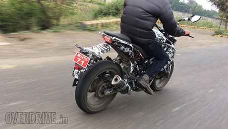 2017-ktm-duke-200-3
