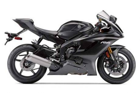 2017-yamaha-yzf-r6-low-res-16